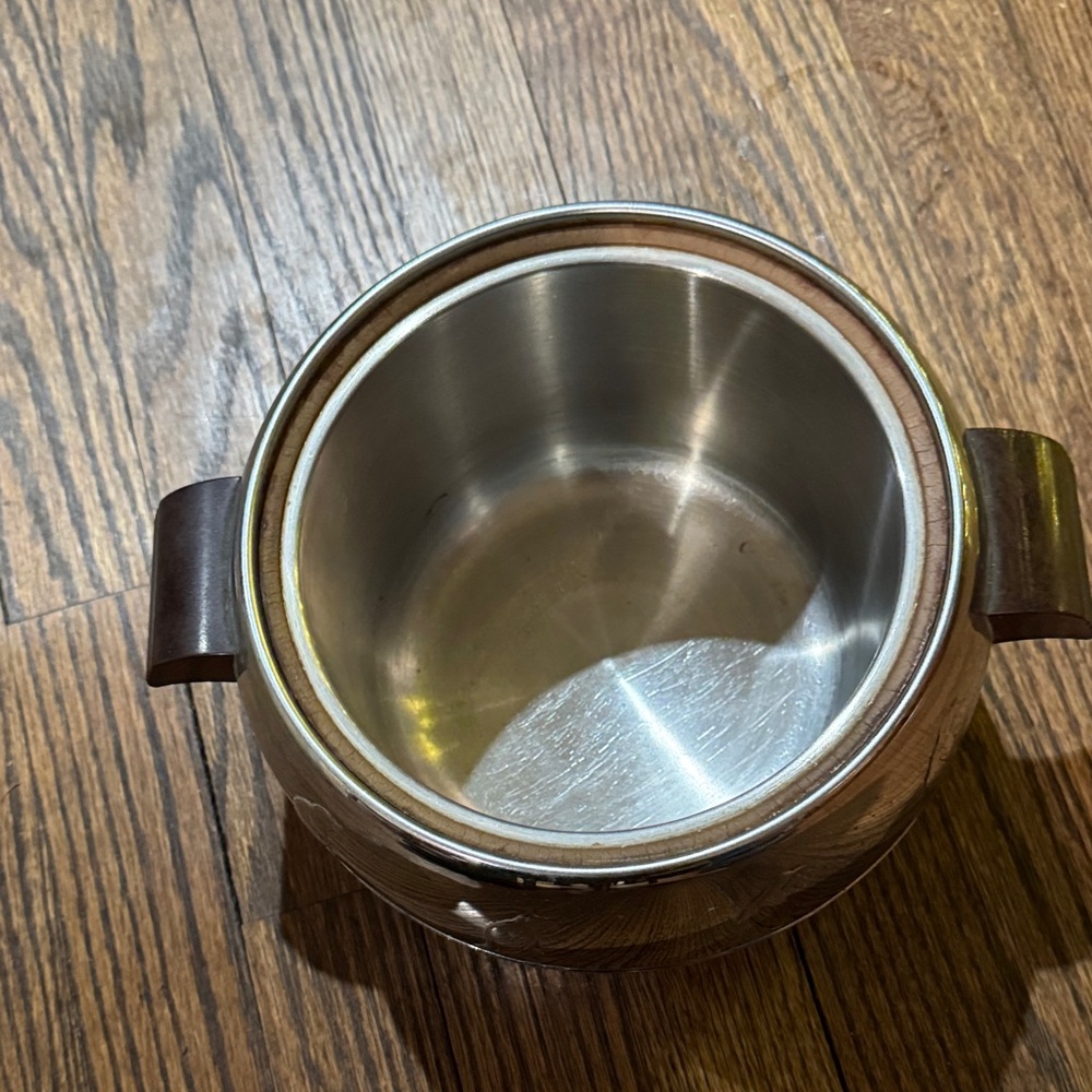 Vintage  West Bend Chrome PENGUIN hot cold Server w Bakelite Handles & Lid - Picture 3 of 6